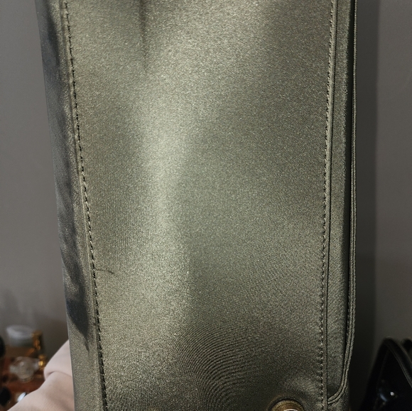 Michael Kors Graphite Kelsey Tote - Picture 6 of 9